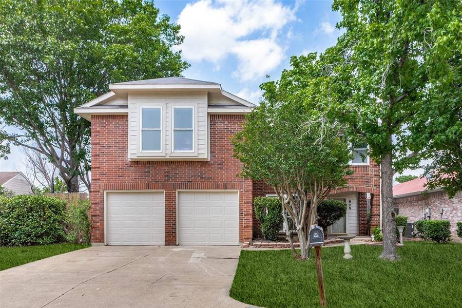 929 Ashmount Lane, Arlington, TX 76017