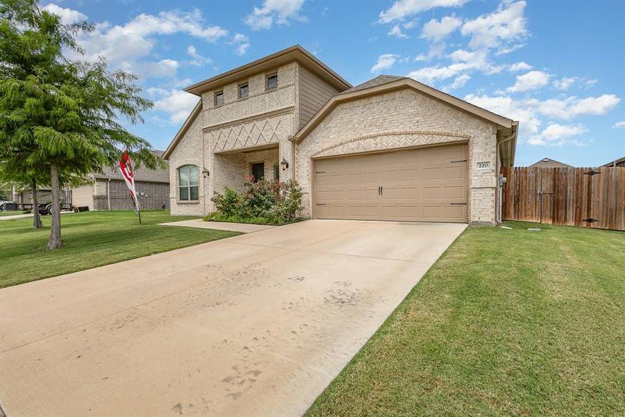 220 Northstar Lane, Waxahachie, TX 75165