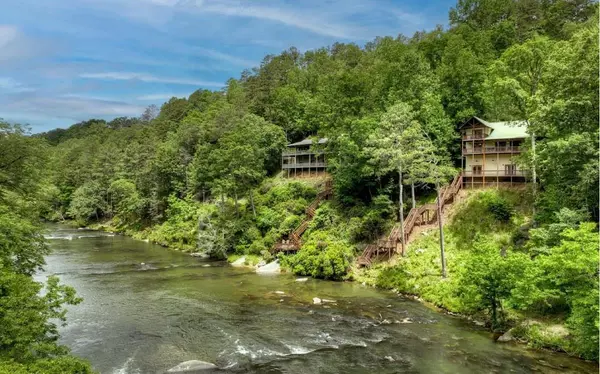 199 Neaptide Drive, Ellijay, GA 30540