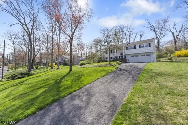 Long Hill Twp., NJ 07980,41 Forest Dr