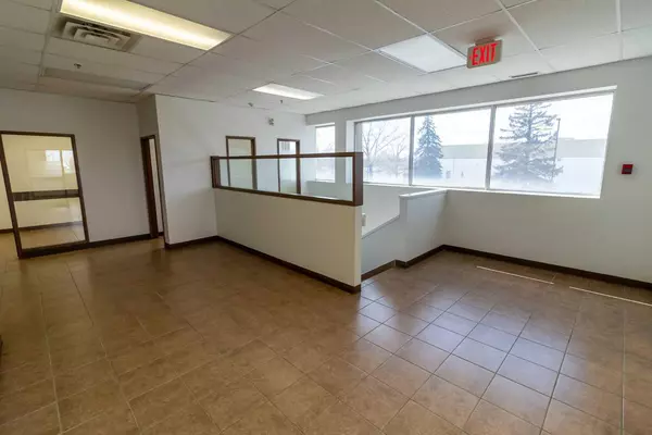 Calgary, AB T2C 3A7,7220 44 ST Southeast #Second Floor