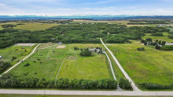 Rural Rocky View County, AB T4C 2Y8,4 Elkstone EST