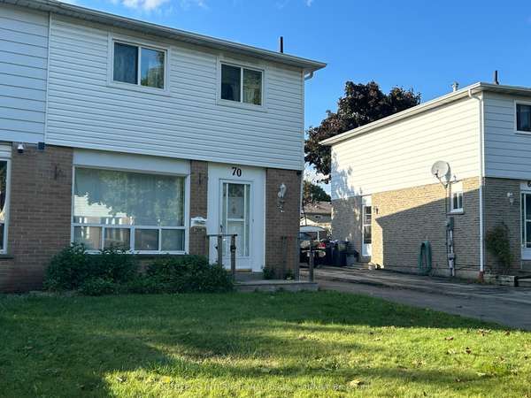 70 Chipwood CRES,  Peel,  ON L6V 2E5