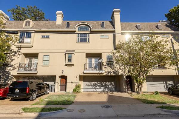 2203 N Carroll Avenue, Dallas, TX 75204