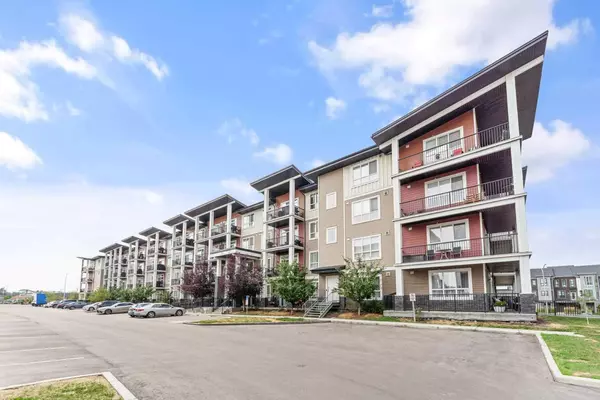 Calgary, AB T2X 4L2,20 WALGROVE WALK SE #303