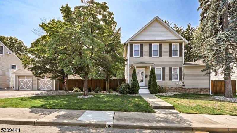 37 Central Ave, Butler Boro, NJ 07405