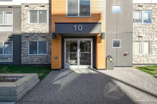 Calgary, AB T3R 1K1,10 Kincora Glen PARK NW #405