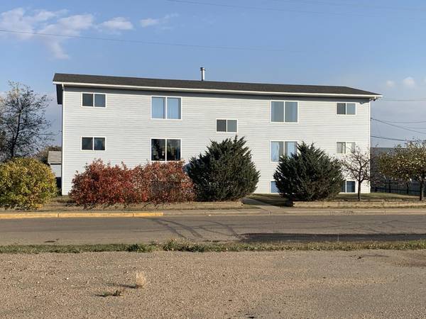 5043 52 AVE, High Prairie, AB T0G 1E0