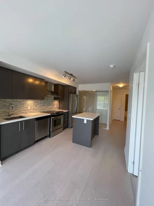 Toronto C03, ON M4R 0A2,58 Orchard View BLVD #416