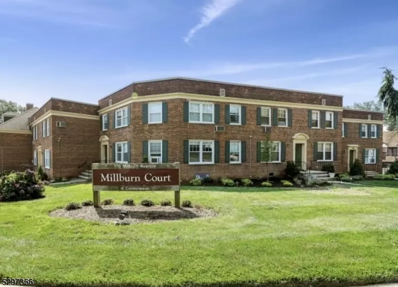 176 Millburn Ave #18, Millburn Twp., NJ 07041