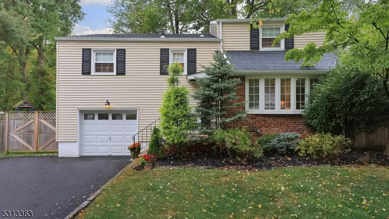 1132 Tanglewood Ln, Scotch Plains Twp., NJ 07076