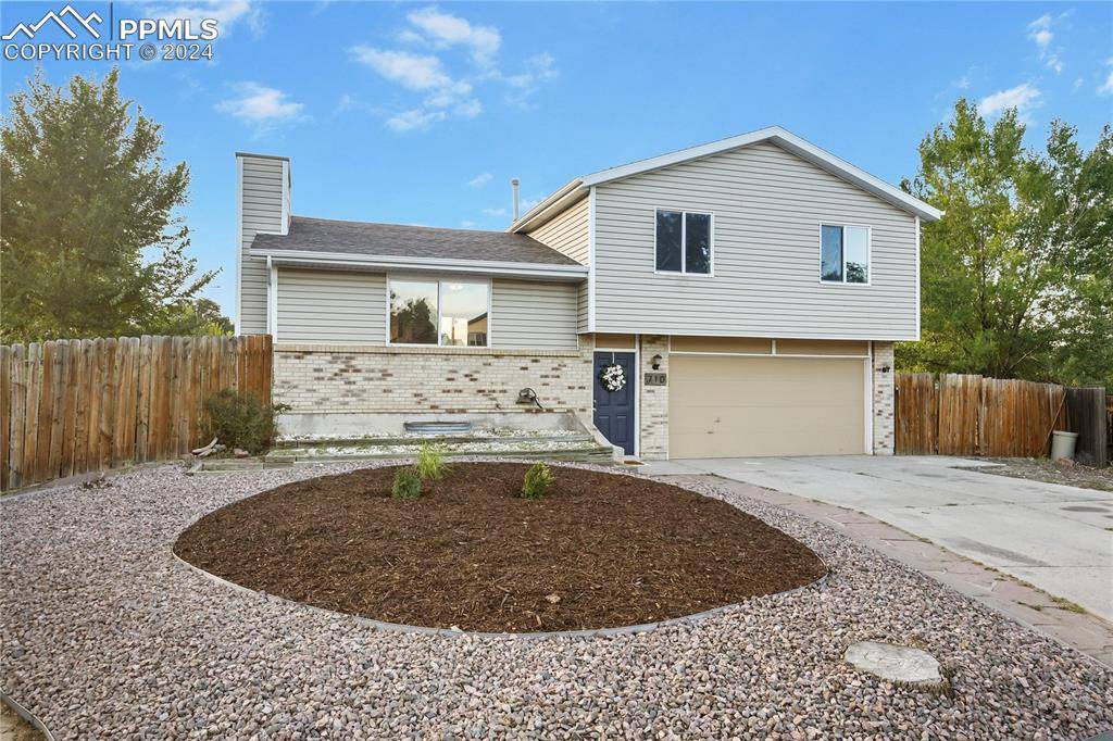 Colorado Springs, CO 80916,710 Hoosier DR