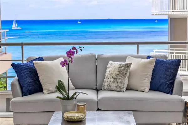 2979 Kalakaua Avenue #404, Honolulu, HI 96815