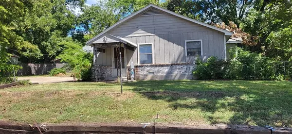 328 League Street S, Sulphur Springs, TX 75482