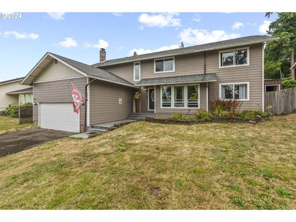 227 W HIGHLAND PARK DR, Kelso, WA 98626