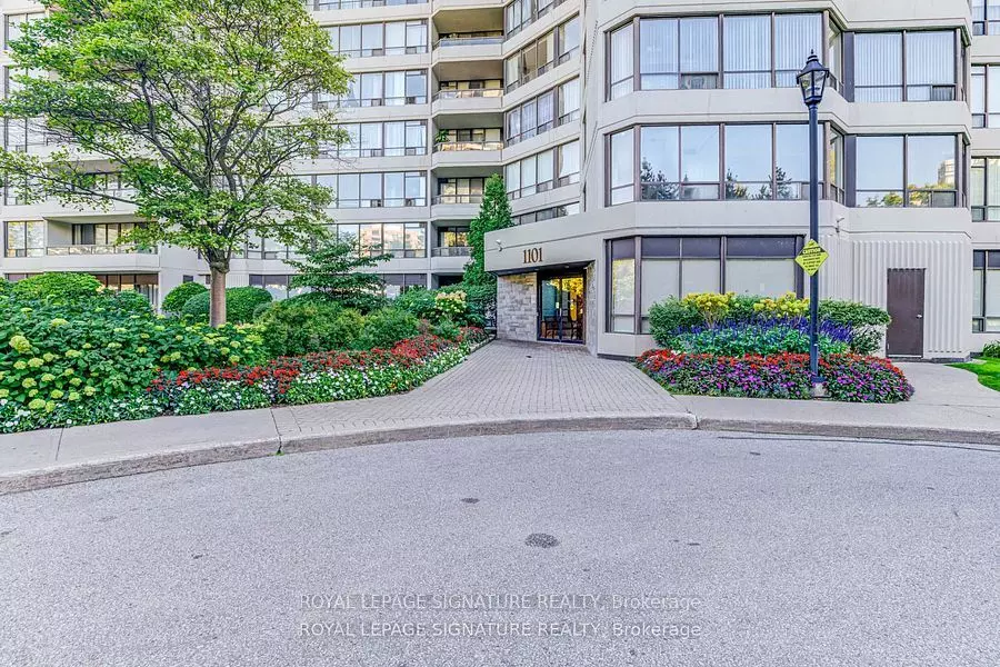 Toronto C07, ON M2R 3W5,1101 Steeles AVE W #1212