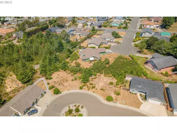 Coos Bay, OR 97420,1 Nautical CT