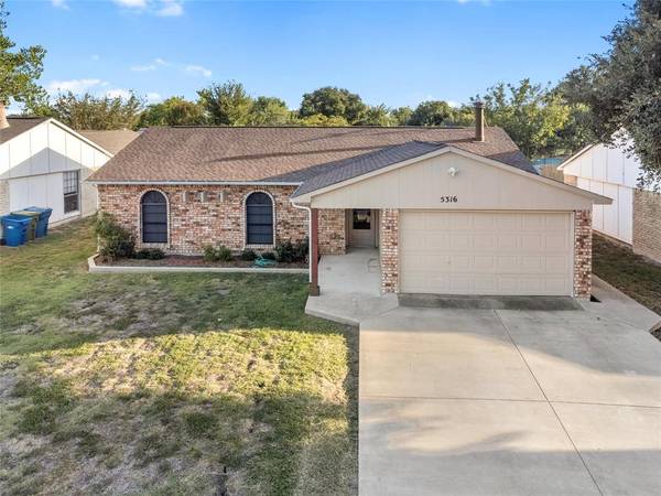 The Colony, TX 75056,5316 Yager Drive