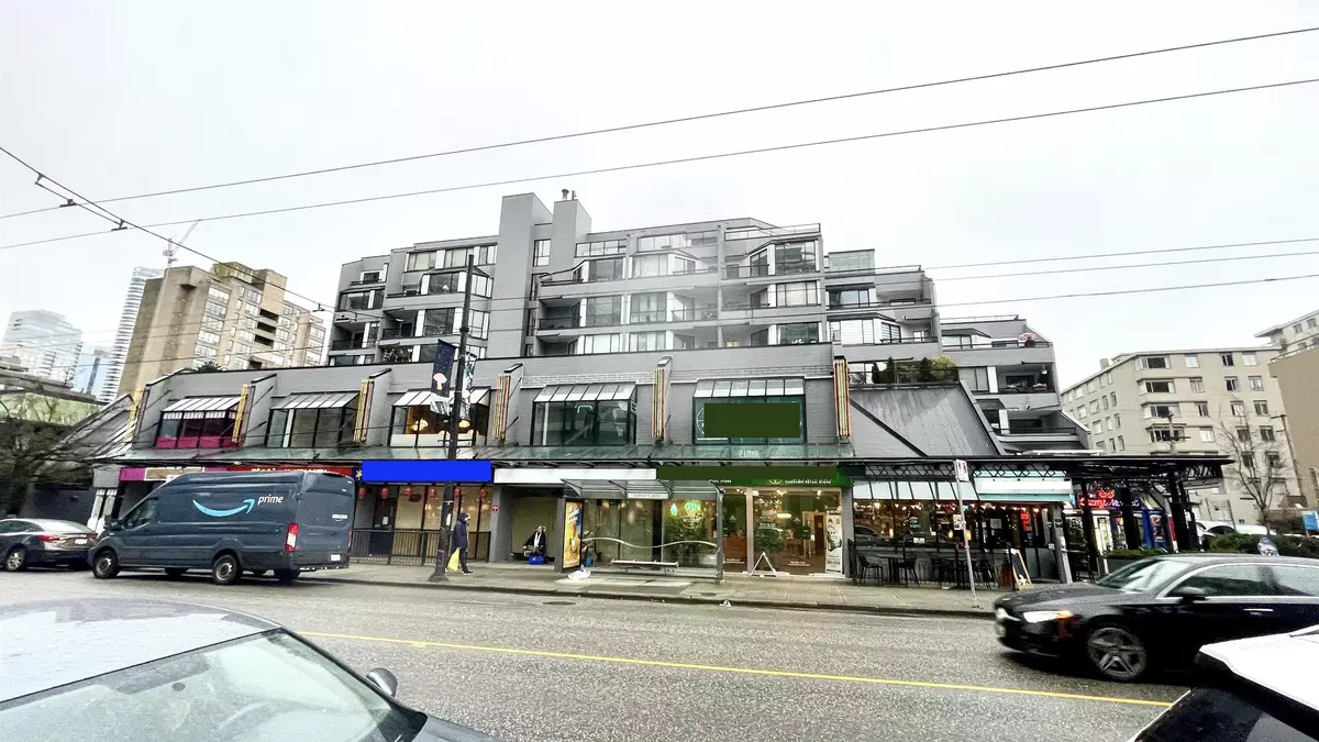 Vancouver, BC V6E 1C1,1282 ROBSON STREET