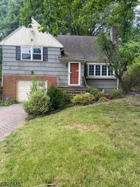 97 Pease Ave, Verona Twp., NJ 07044