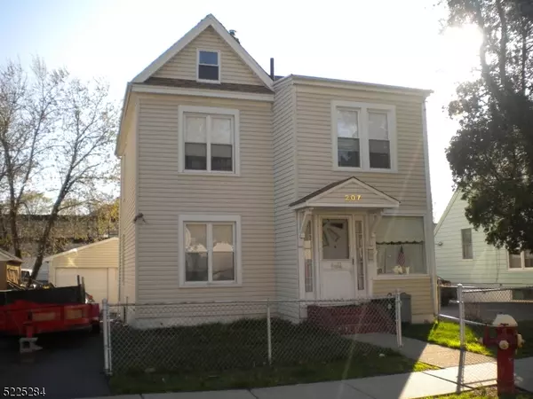 207 Randolph St, Passaic City, NJ 07055