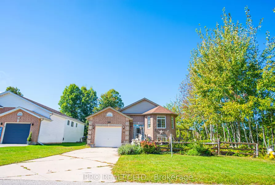 128 Smallman DR, Wasaga Beach, ON L9Z 1L3