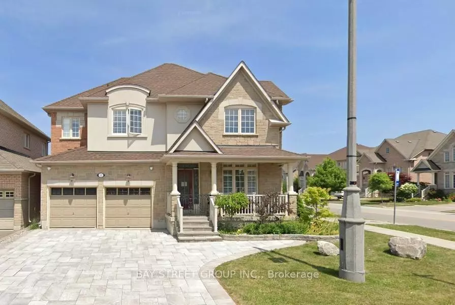 Markham, ON L6C 3C5,2 Castleview CRES