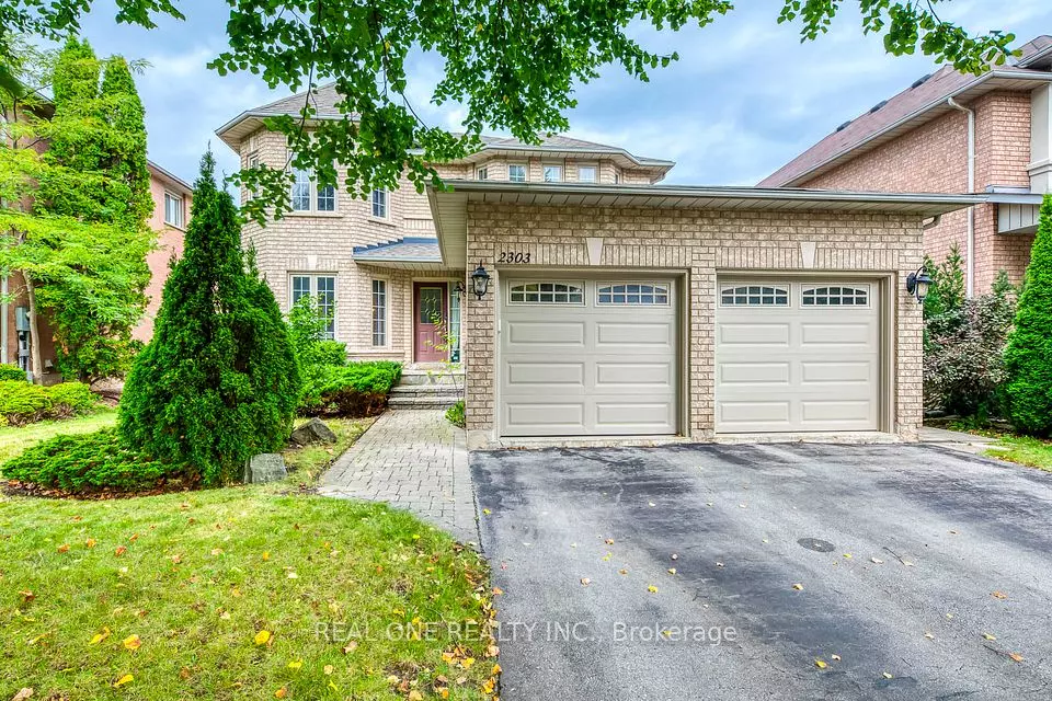 Oakville, ON L6M 3M5,2303 Hilltop LN