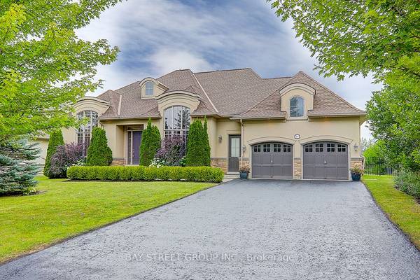 48 Country Club CRES, Uxbridge, ON L9P 0B8