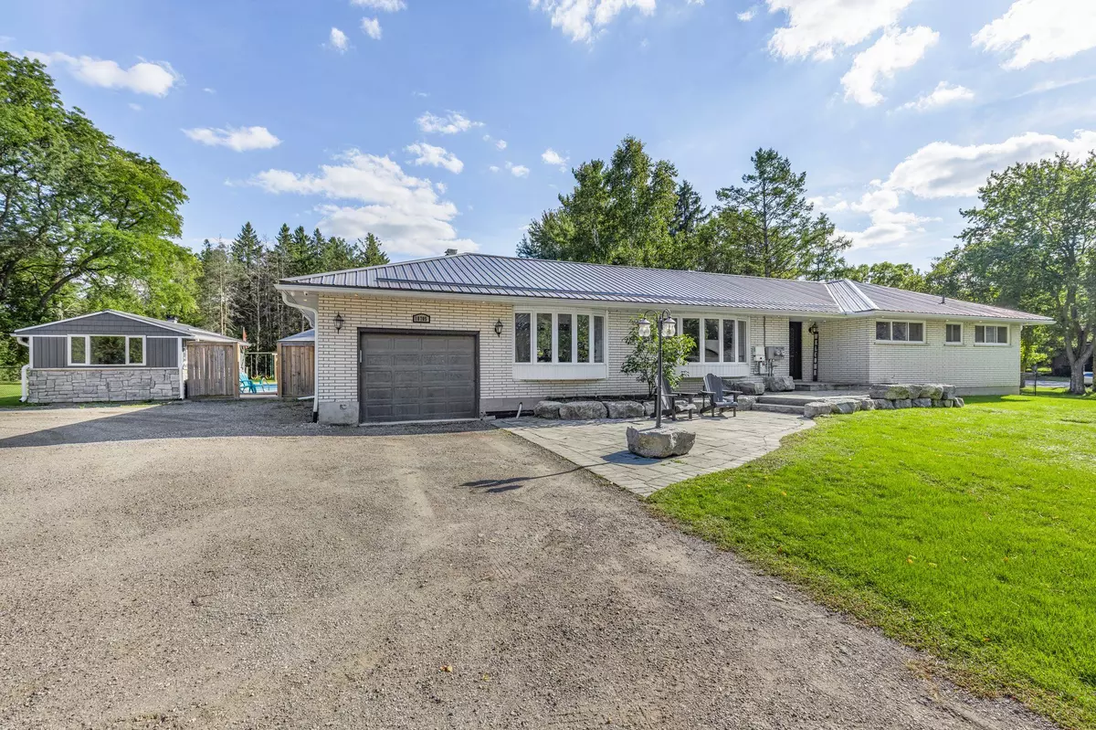 East Gwillimbury, ON L0G 1V0,18705 Leslie ST