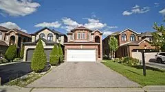 Caledon, ON L7E 2G1,130 Waterbury ST