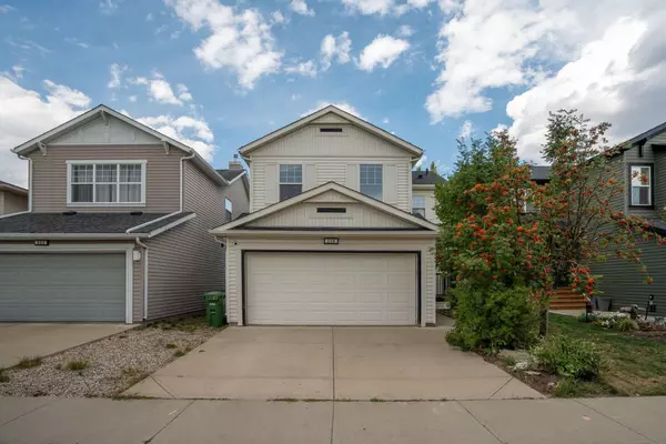 218 Sagewood DR Southwest, Airdrie, AB T4B 3B3