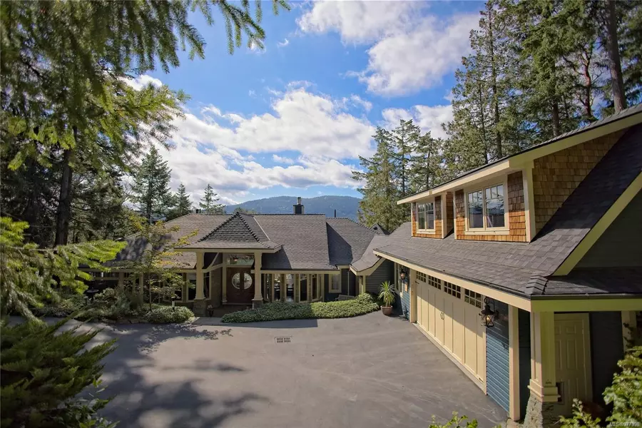 367 Long Harbour Rd, Salt Spring, BC V8K 2M2