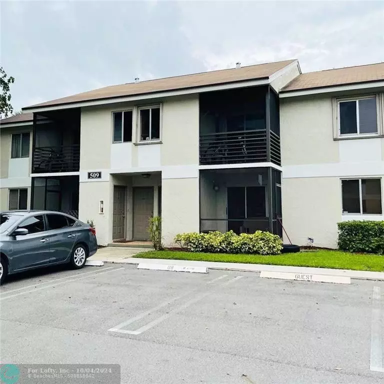 Pompano Beach, FL 33069,509 Gardens Dr  #102