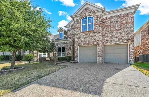 15516 Mayflower Trail, Fort Worth, TX 76262