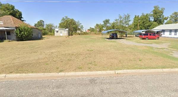 2322 Wanderer Street, Vernon, TX 76384