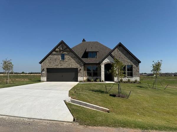 432 Guadeloupe Lane, Springtown, TX 76082