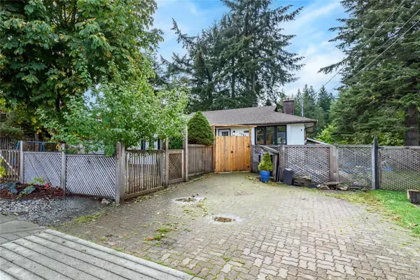 1087 Sitka Ave, Courtenay, BC V9N 7R2