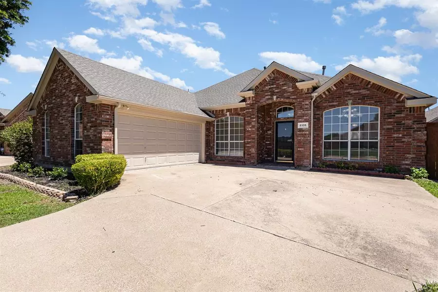 8105 Sawgrass Lane, Rowlett, TX 75089