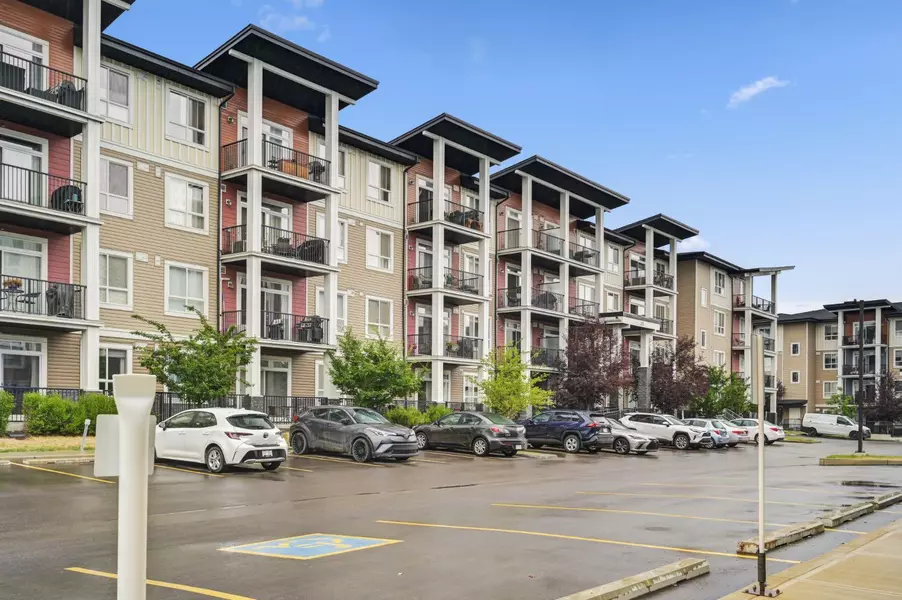 20 Walgrove SE #215, Calgary, AB T2X4L2