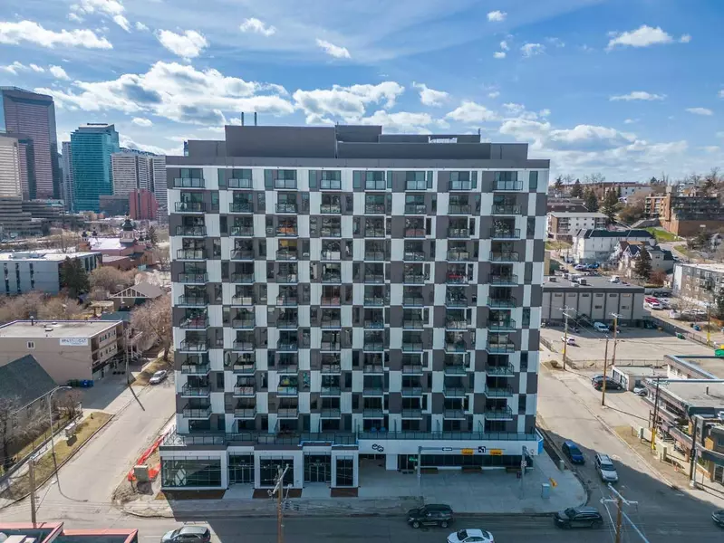 123 4 ST Northeast #302, Calgary, AB T2E 8K3