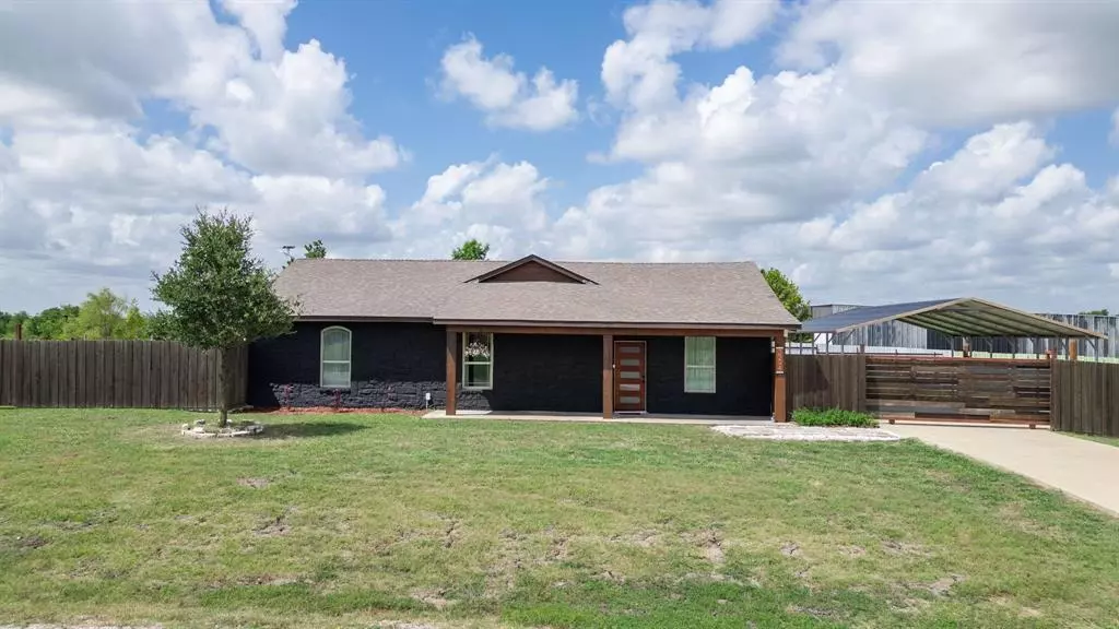 2294 County Road 4104, Crandall, TX 75114