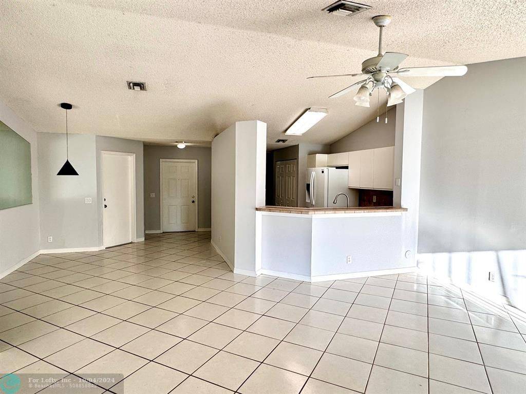 Weston, FL 33331,4216 Pine Ridge Court