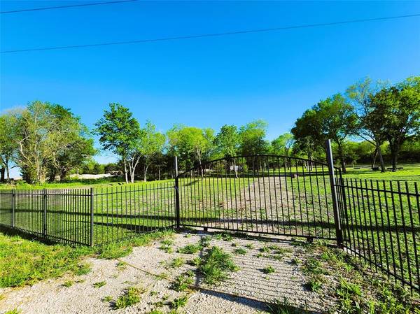 000 483 County Road, Lavon, TX 75166