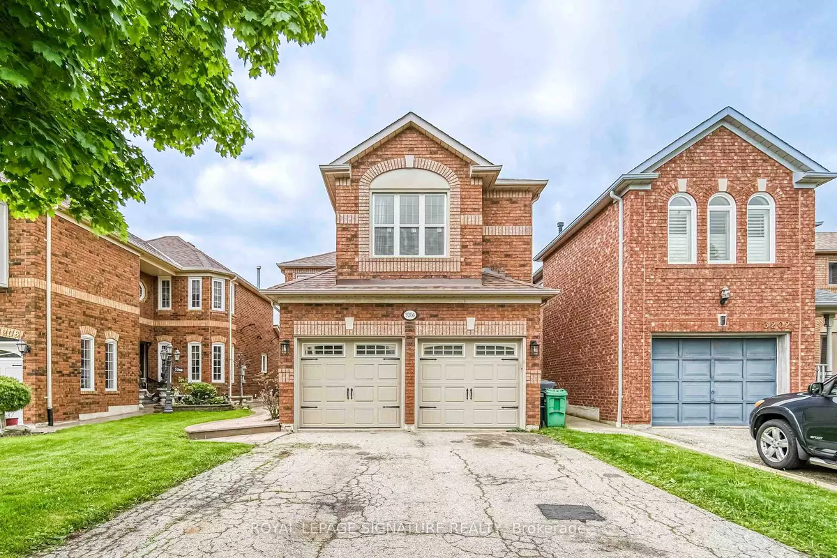 Mississauga, ON L5N 6V4,3206 Forrestdale CIR