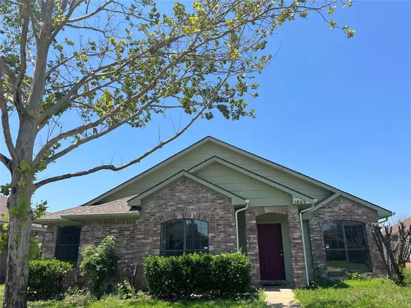 1809 Cool Springs Drive, Mesquite, TX 75181