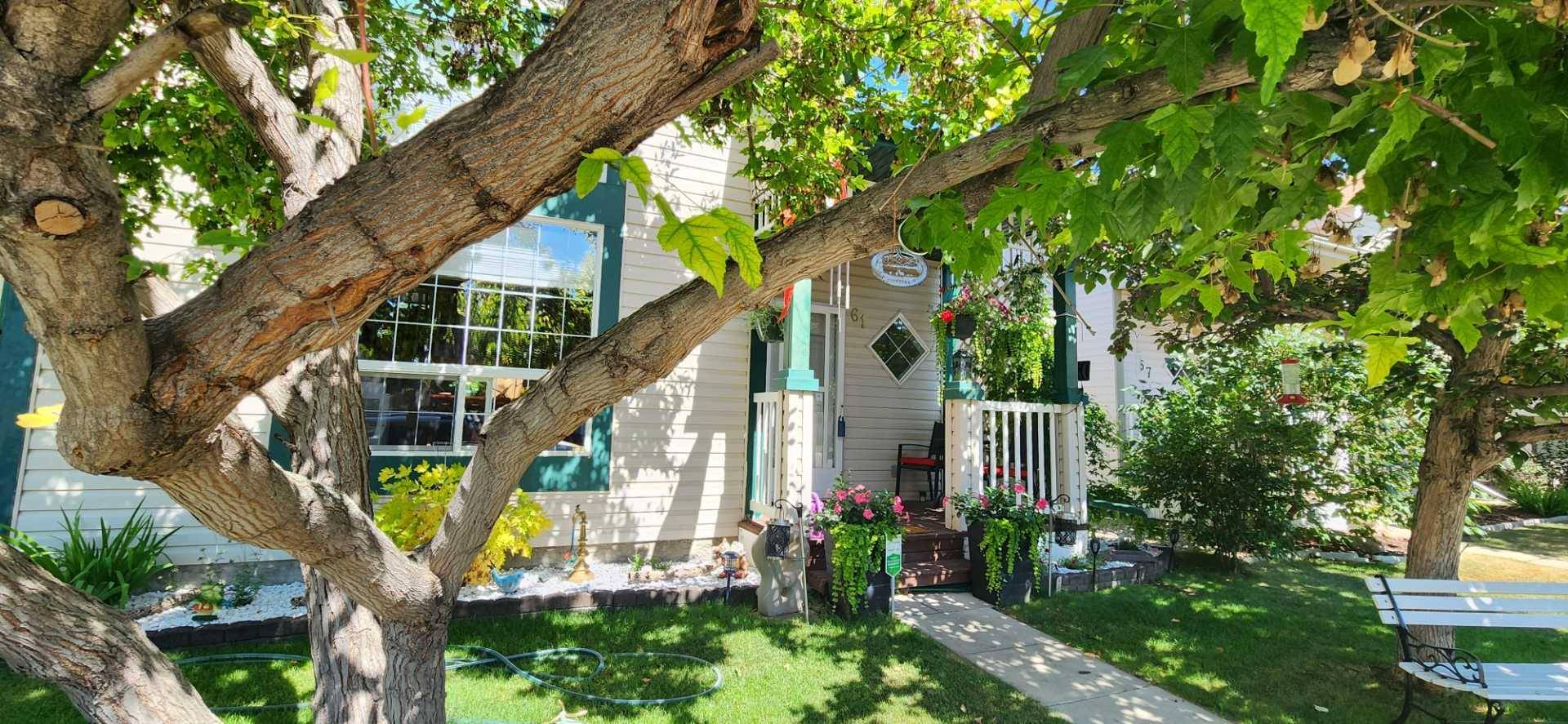 Red Deer, AB T4R 2R3,61 Lister CRES