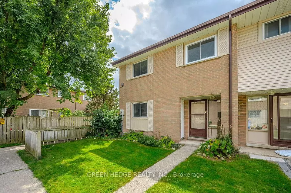 Guelph, ON N1E 1C1,527 Woodlawn RD E #D8