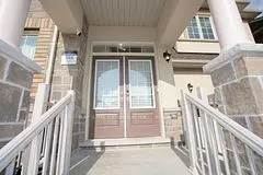 East Gwillimbury, ON L0G 1R0,152 Ben Sinclair AVE #room