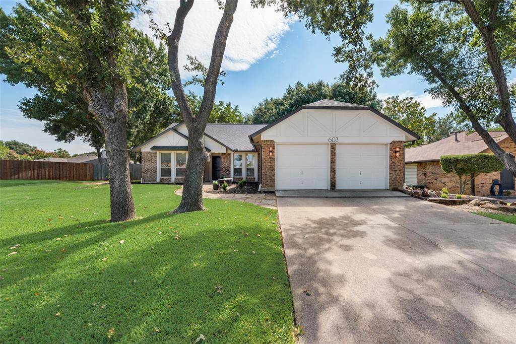 603 Tanbark Drive, Euless, TX 76040
